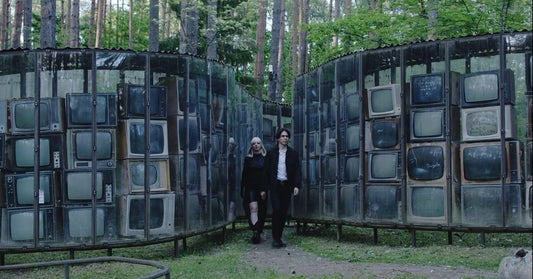 Step Into the Glass: Gris Futuro Release “Mirror-Self”